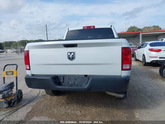 3C6RR6KG6MG563279 RAM 1500 Classic Tradesman  4x2 5'7 Box