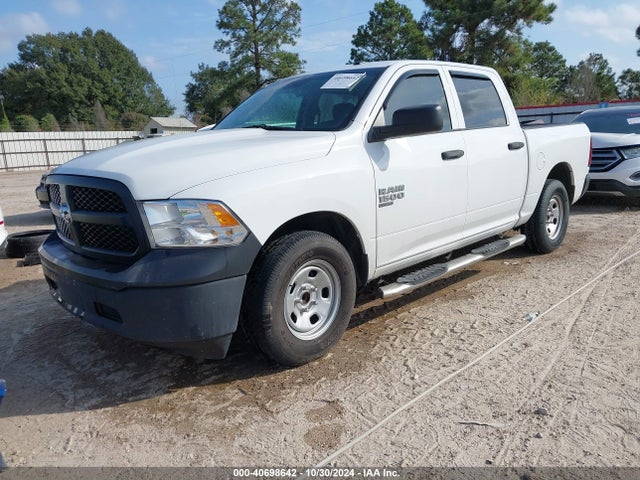 3C6RR6KG6MG563279 RAM 1500 Classic Tradesman  4x2 5'7 Box