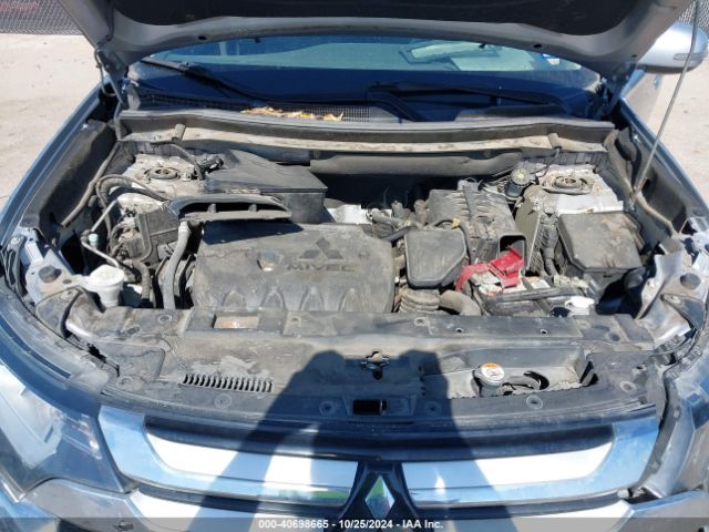 JA4AD3A38HZ041027 Mitsubishi Outlander Se/sel