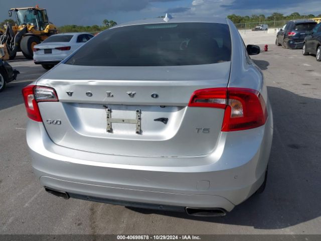 YV140MFK0F2338233 Volvo S60 T5 Drive-e Premier