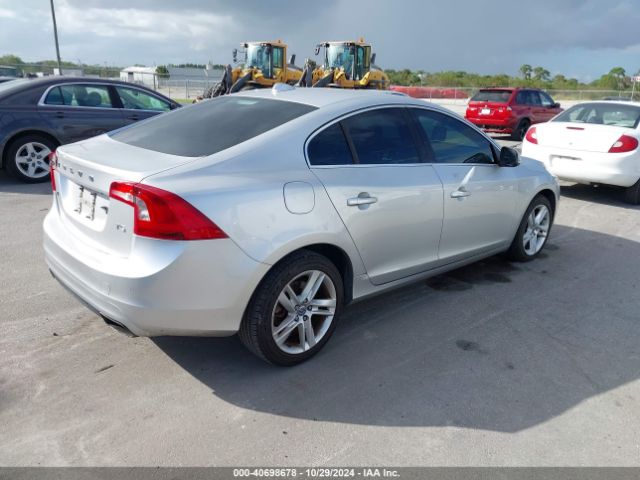 YV140MFK0F2338233 Volvo S60 T5 Drive-e Premier