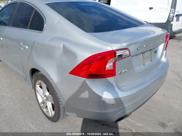 YV140MFK0F2338233 Volvo S60 T5 Drive-e Premier