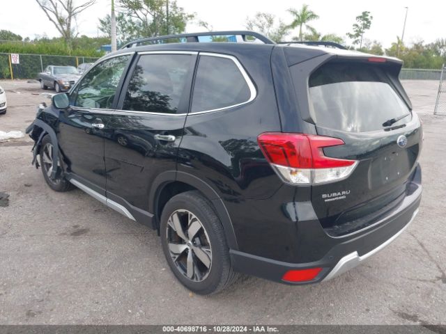 JF2SKAWC9KH583068 Subaru Forester Touring