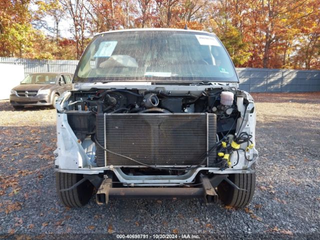 1GCWGAFPXN1220229 Chevrolet Express Cargo Rwd 2500 Regular Wheelbase Wt