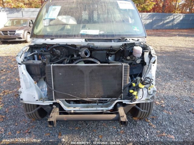1GCWGAFPXN1220229 Chevrolet Express Cargo Rwd 2500 Regular Wheelbase Wt