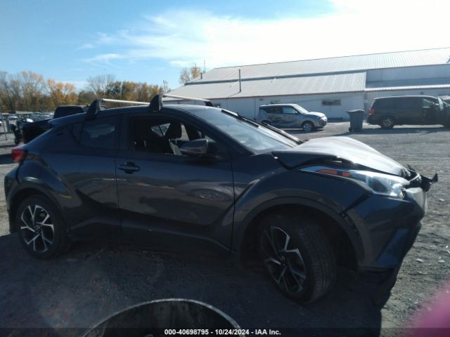 NMTKHMBXXJR007571 Toyota C-hr Xle Premium