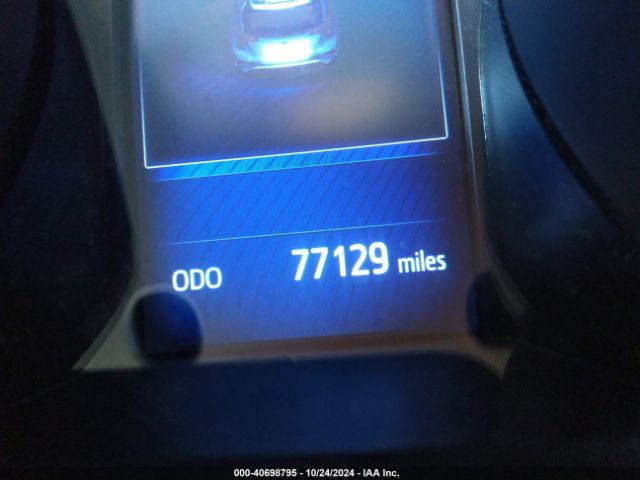 NMTKHMBXXJR007571 Toyota C-hr Xle Premium