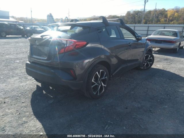 NMTKHMBXXJR007571 Toyota C-hr Xle Premium