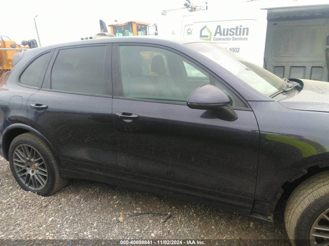 WP1AA2A29JKA05036 Porsche Cayenne Platinum Edition