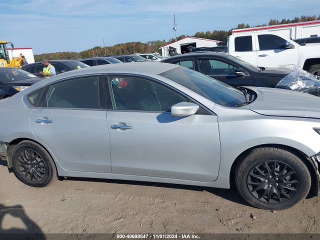 Nissan Altima 2.5 S 2018 1N4AL3AP9JC190783 Image 14