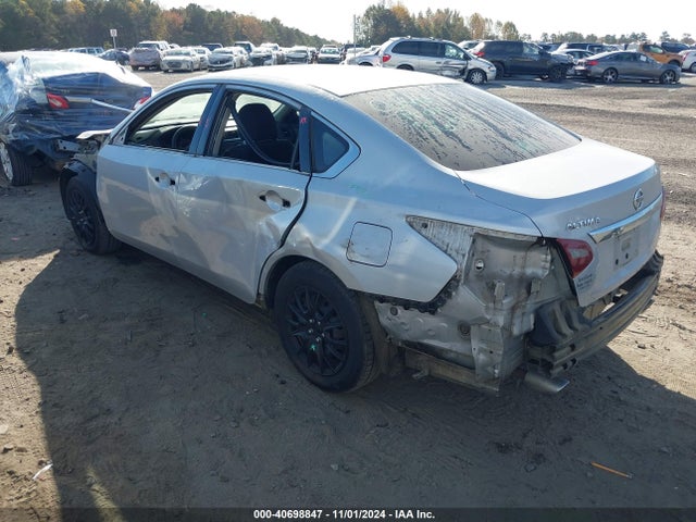 Nissan Altima 2.5 S 2018 1N4AL3AP9JC190783 Image 3