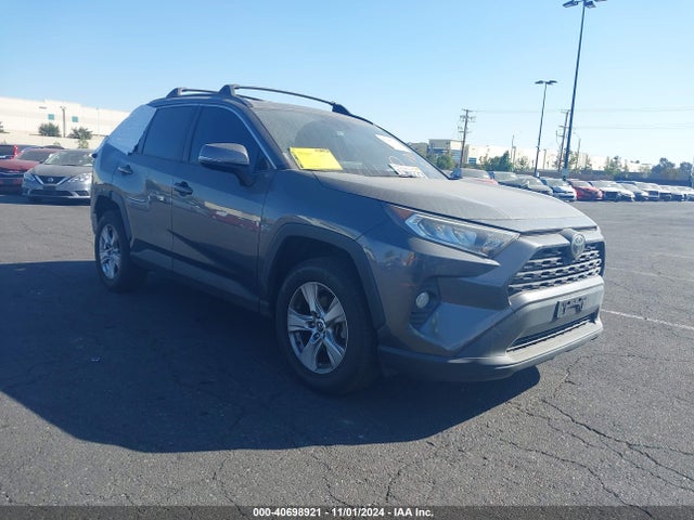 Toyota Rav4 Xle 2019 JTMW1RFV9KD509837 Image 1