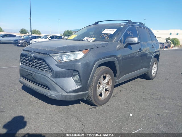 Toyota Rav4 Xle 2019 JTMW1RFV9KD509837 Image 2