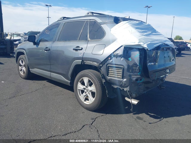 Toyota Rav4 Xle 2019 JTMW1RFV9KD509837 Image 3