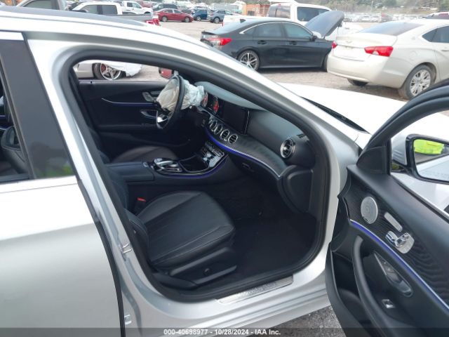 WDDZF4JB1HA190898 Mercedes-Benz E 300