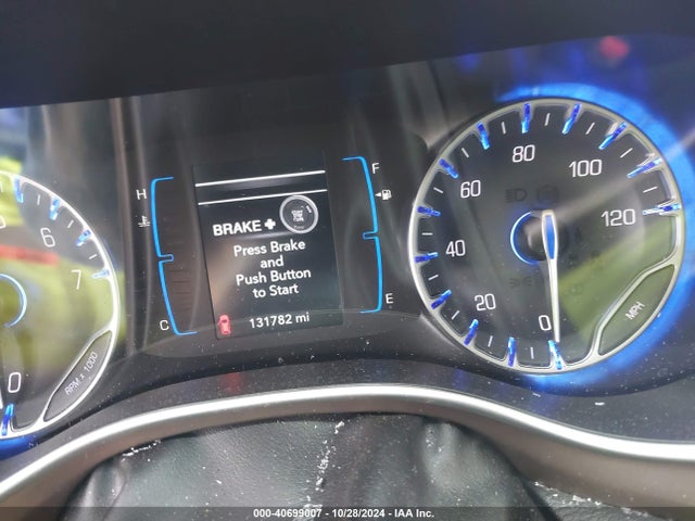 2C4RC1BG4HR823594 Chrysler Pacifica Touring Plus