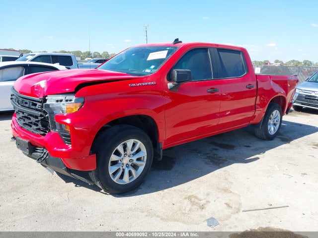 Chevrolet Silverado 1500 4wd  Short Bed Custom 2023 3GCPDBEK0PG194513 Image 2