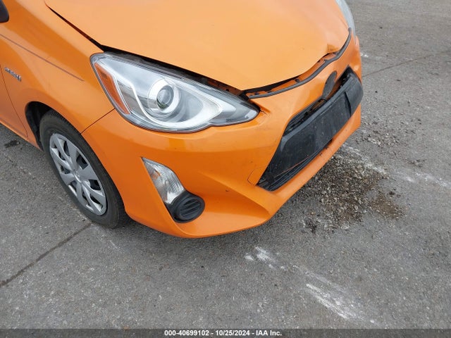 JTDKDTB3XF1113754 Toyota Prius C Two