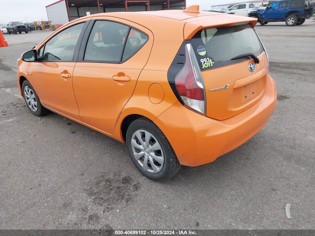 JTDKDTB3XF1113754 Toyota Prius C Two