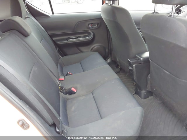 JTDKDTB3XF1113754 Toyota Prius C Two