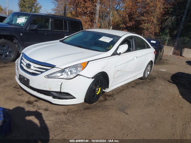 Hyundai SONATA GLS 2014 5NPEB4AC5EH932348 Image 2