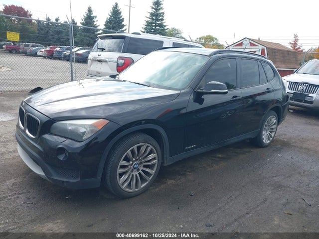 BMW X1 Xdrive28i 2014 WBAVL1C53EVY15052 Image 2