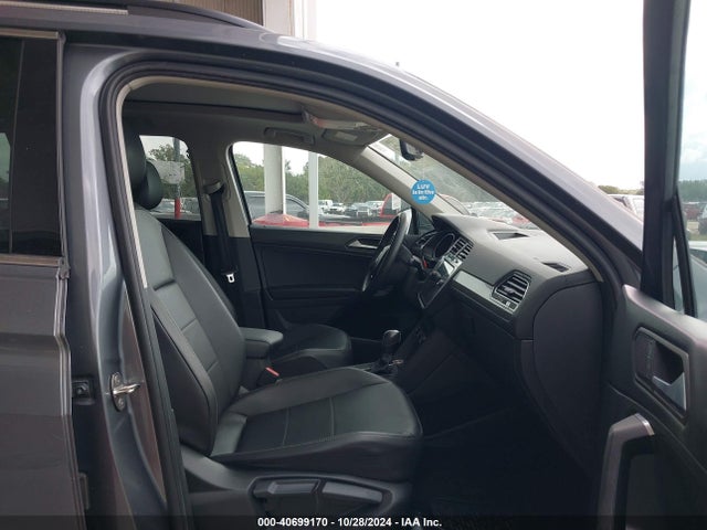 3VV3B7AX1LM035824 Volkswagen Tiguan