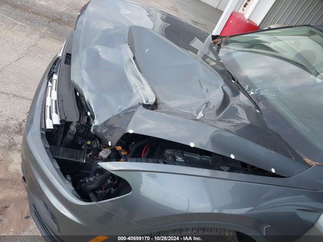 3VV3B7AX1LM035824 Volkswagen Tiguan
