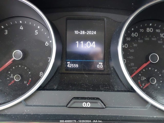 3VV3B7AX1LM035824 Volkswagen Tiguan