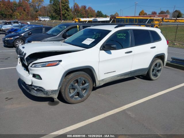 1C4PJLAB5HW643644 Jeep Cherokee Altitude Fwd