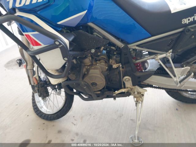 2022 APRILIA TUAREG ZD4XBUA0XNS000778 Photo 8