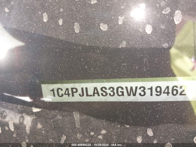 1C4PJLAS3GW319462 Jeep Cherokee Sport