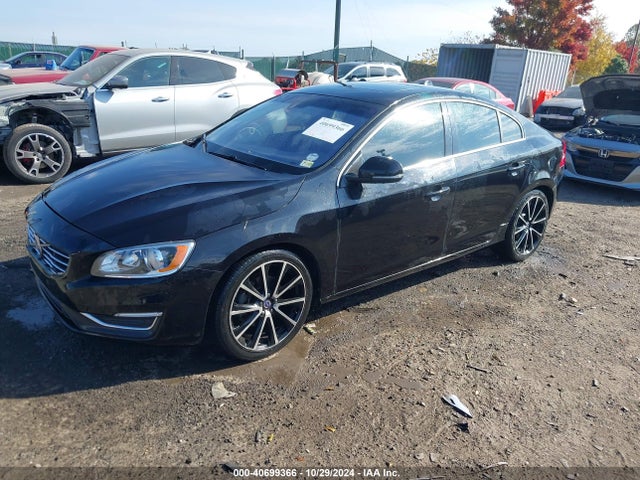 YV126MFKXG2391397 Volvo S60 T5 Drive-e Premier