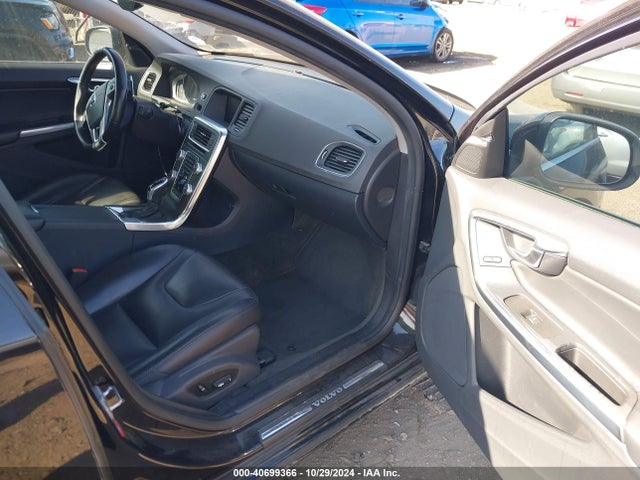 YV126MFKXG2391397 Volvo S60 T5 Drive-e Premier