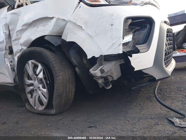 KIA SOUL LX 2022 KNDJ23AU8N7831794 Image 18