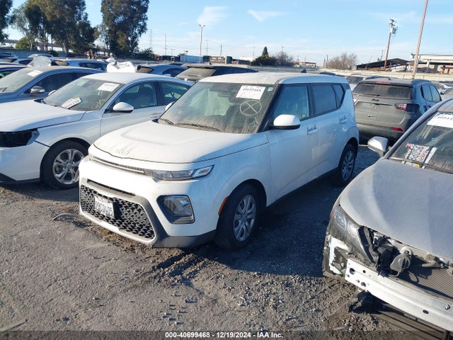 KIA SOUL LX 2022 KNDJ23AU8N7831794 Image 2