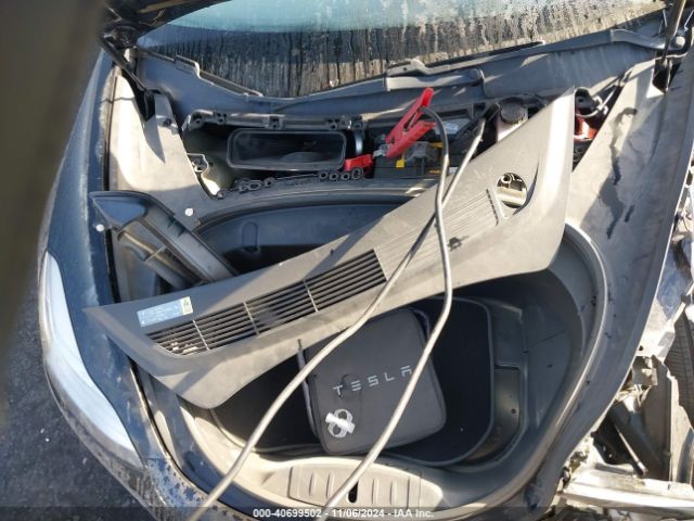 5YJ3E1EAXJF043043 Tesla Model 3 Long Range/mid Range