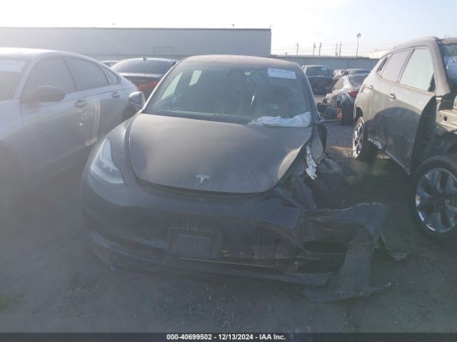 5YJ3E1EAXJF043043 Tesla Model 3 Long Range/mid Range