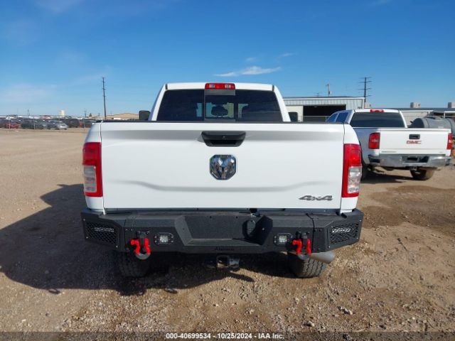 3C6UR5CLXNG367170 RAM 2500 Tradesman  4x4 6'4 Box