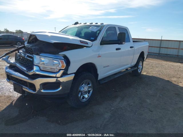 3C6UR5CLXNG367170 RAM 2500 Tradesman  4x4 6'4 Box