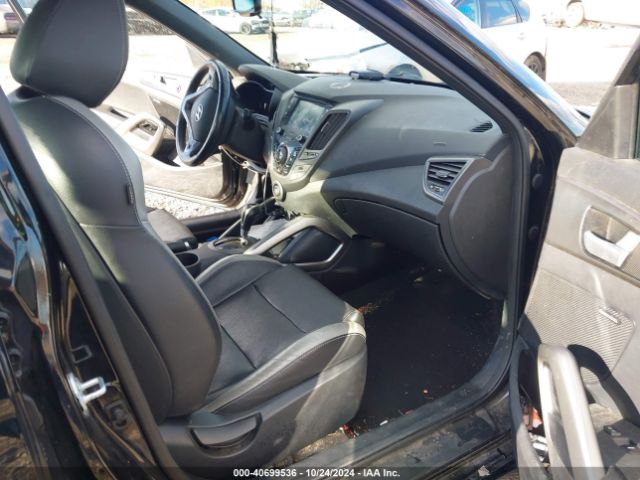 KMHTC6AE5HU313045 Hyundai Veloster Turbo