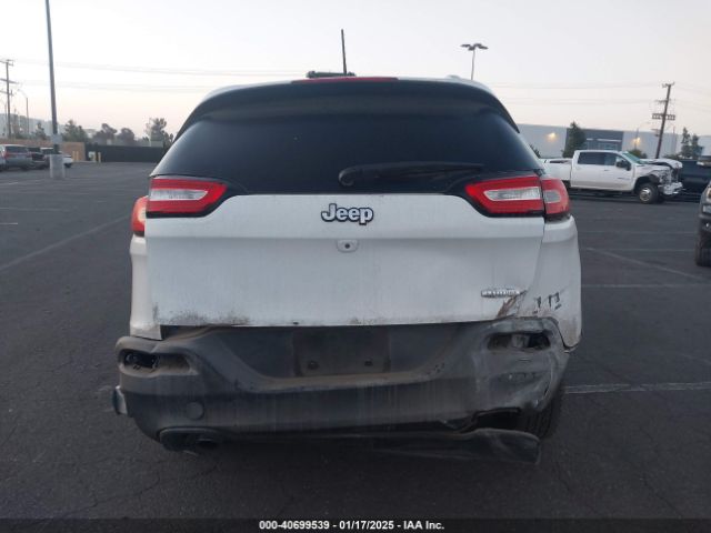 1C4PJLCB7FW656843 Jeep Cherokee Latitude