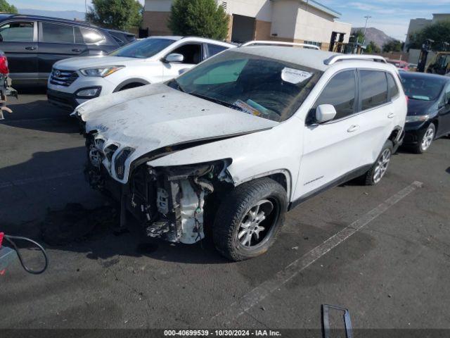 1C4PJLCB7FW656843 Jeep Cherokee Latitude