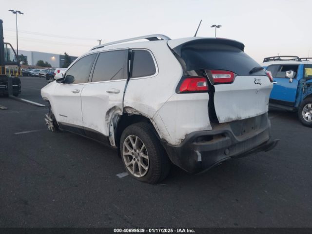 1C4PJLCB7FW656843 Jeep Cherokee Latitude