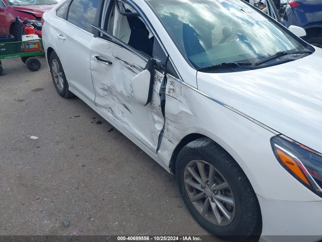 Aukcja sprzedaży 2019 Hyundai Sonata Se, vin: 5NPE24AF0KH782705, numer aukcji: 40699556