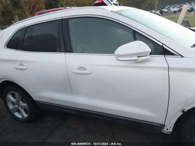 5LMCJ1A95FUJ09898 Lincoln MKC