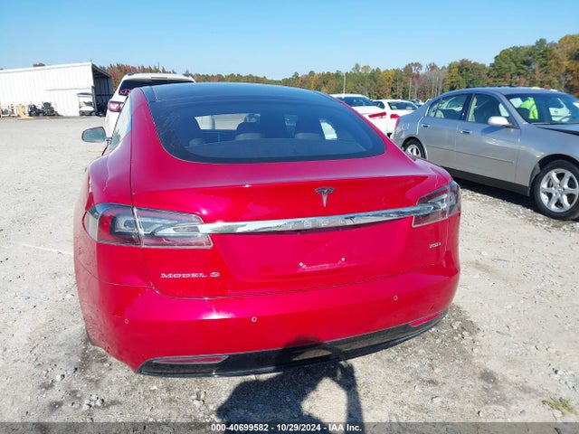 Tesla Model S 60d/70d/75d/85d/90d 2016 5YJSA1E20GF140969 Image 17