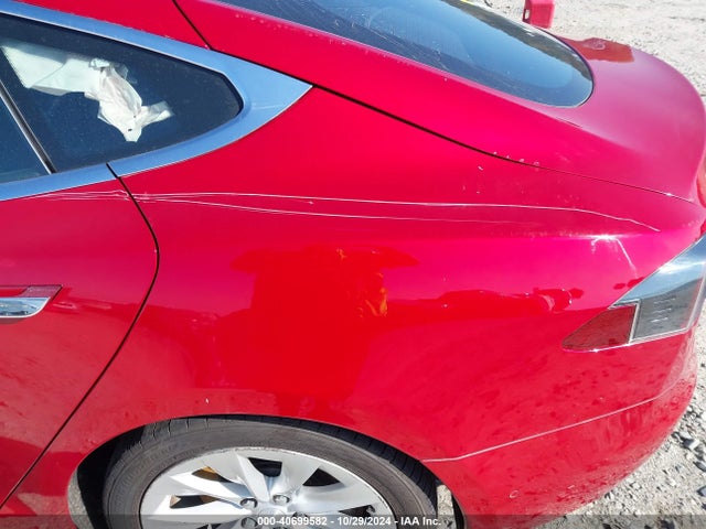 Tesla Model S 60d/70d/75d/85d/90d 2016 5YJSA1E20GF140969 Image 23