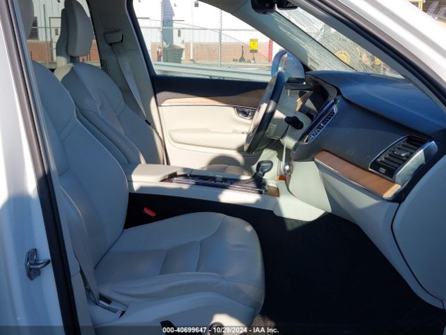 YV4A22PK6N1777962 Volvo Xc90 T6 Momentum 7 Passenger
