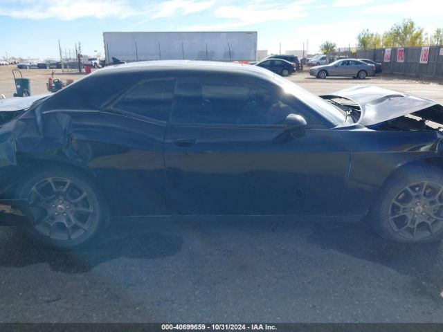 2C3CDZGG7JH257232 Dodge Challenger Gt Awd